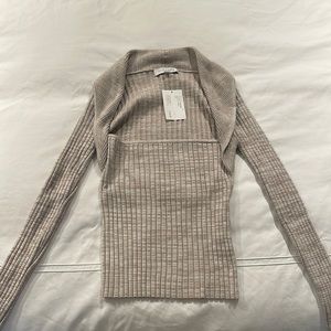 Never worn with tags intermix sweater, size small. Grey/Taupe color.